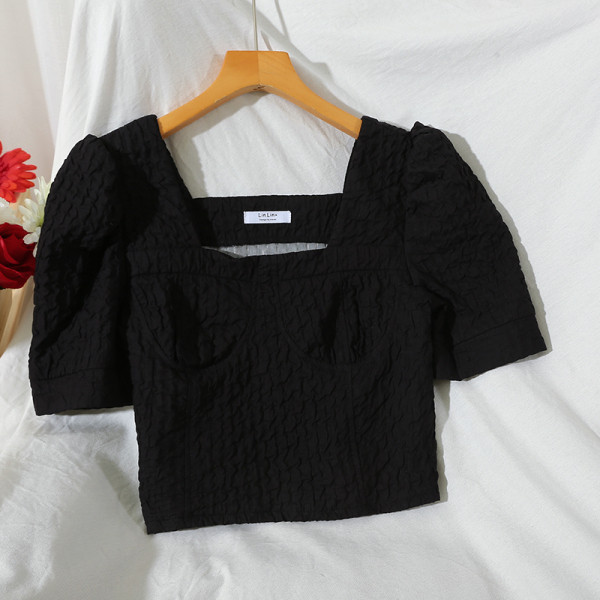 Актуална дамска блуза с квадратно деколте