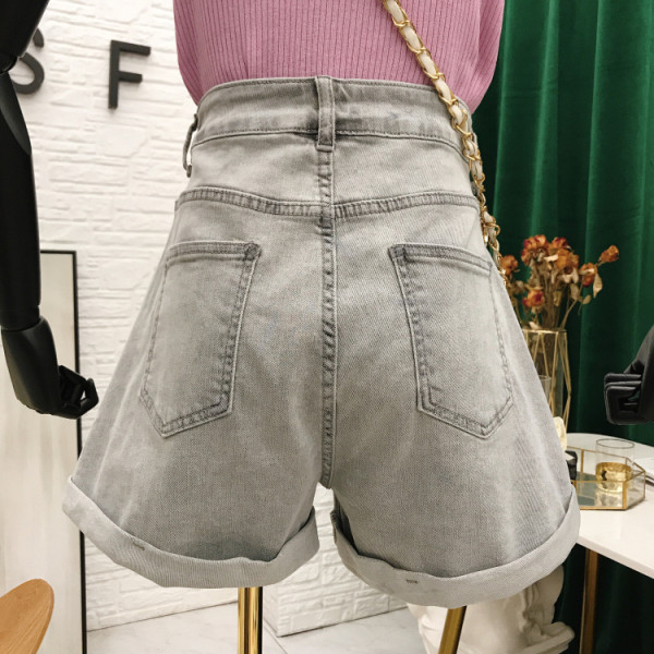 Изчистен модел къси дънкови панталони с висока талия