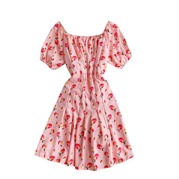 Къса дамска рокля с квадратно деколте и цветен десен