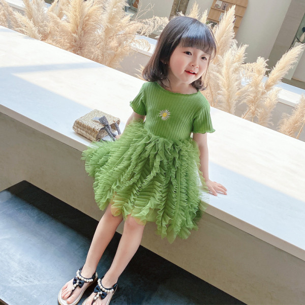 Стилна детска рокля с къс ръкав и тюл