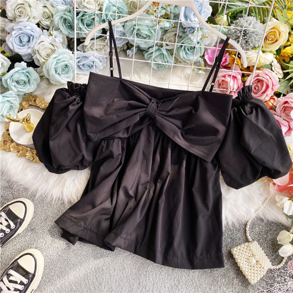 Модерна дамска блуза с панделка и къс буфан ръкав 