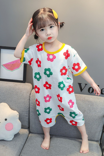 Детска пижама за момичета с флорални мотиви и копчета