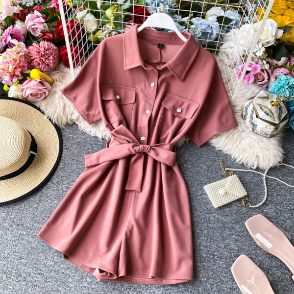 Модерен дамски гащеризон с къс ръкав и колан 