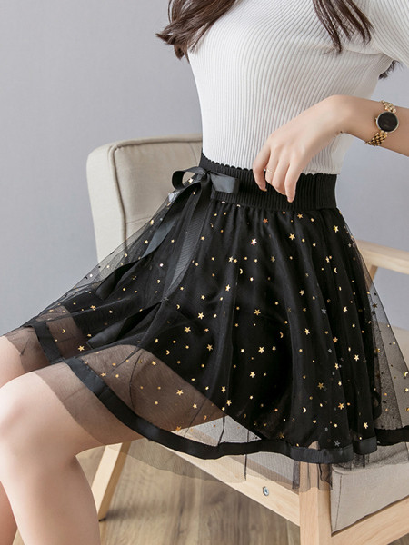 Разкроена дамска пола с тюл и лъскави частици 