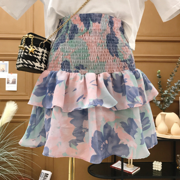 Разкроена дамска пола с висока талия и флорален десен