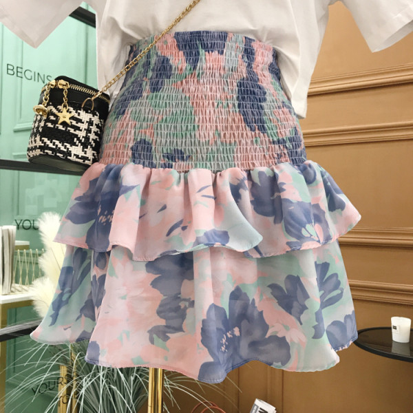 Разкроена дамска пола с висока талия и флорален десен