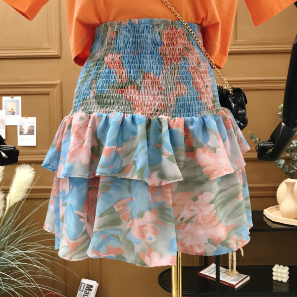 Разкроена дамска пола с висока талия и флорален десен