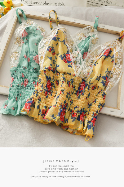 Флорален дамски потник с дантелени елементи и тънки презрамки 