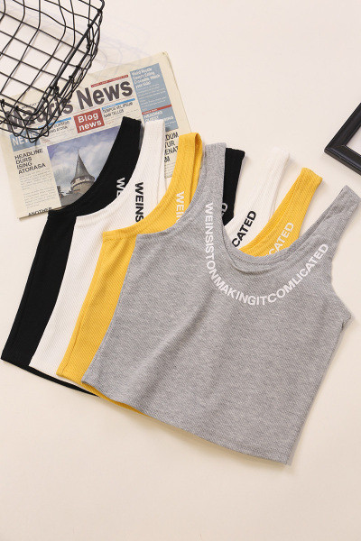 Ежедневен дамски потник с обло деколте 