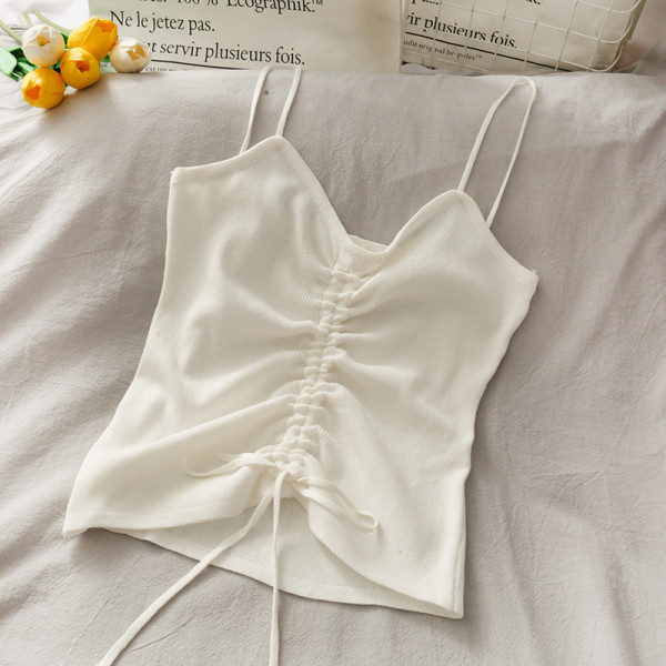 Дамски потник с тънки презрамки и набрана предна част 