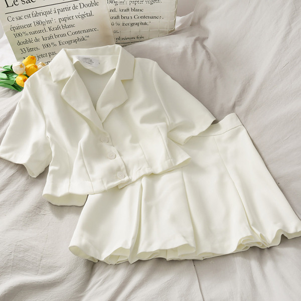 Дамски комплект от пола с висока талия и риза с класическа яка 