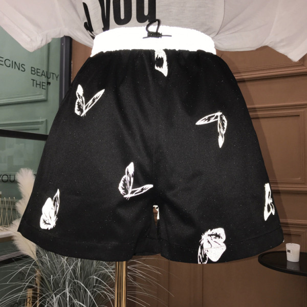 Актуални къси дамски панталони с висока талия и светлоотразителни елементи