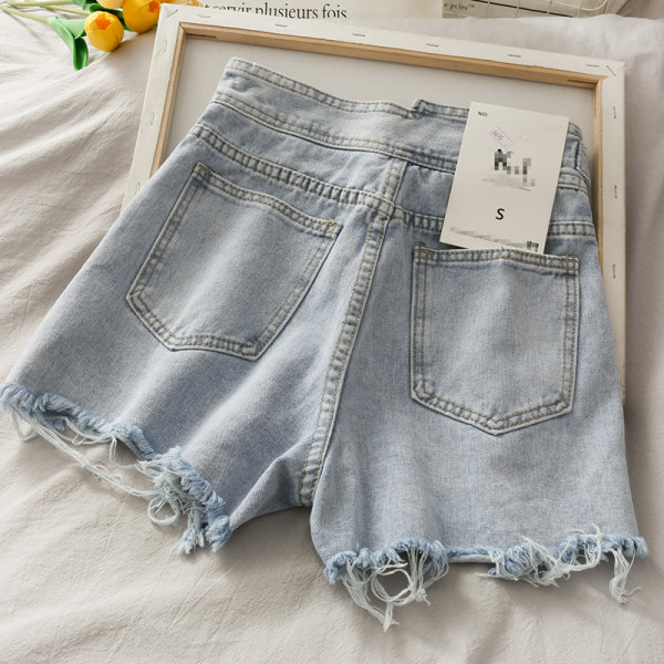 Светли къси дамски дънки със скъсани мотиви и висока талия 