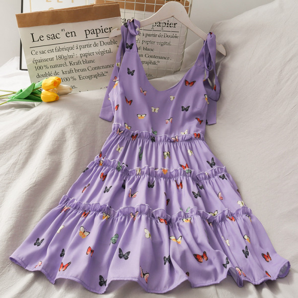 Лилава дамска рокля с принт-пеперуди