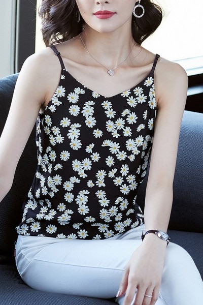 Lillemotiivide ja õhukeste rihmadega uus mudel naiste topp