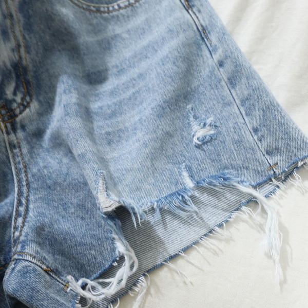 Pantaloni scurți casual din denim Model slim cu motive rupte