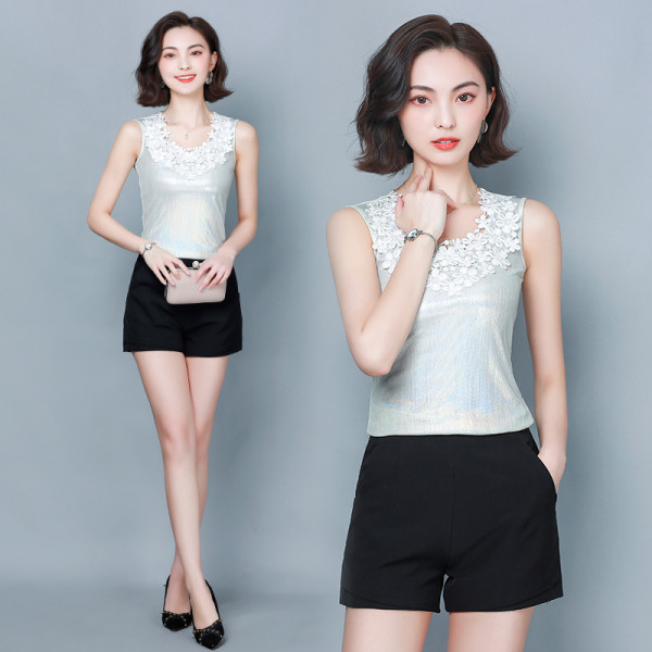 Actual maiou de dama cu dantela si efect stralucitor