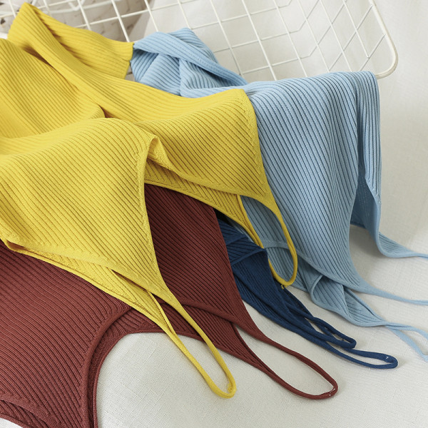 Maiou de dama model simplu cu bretele subtiri