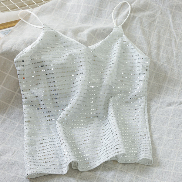 Moodne peenikeste rihmade ja läikiva efektiga naiste topp