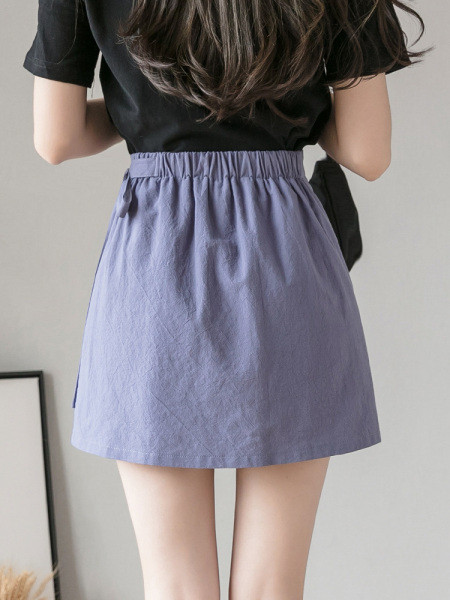 Naiste seelik küljekinnituse ja kõrge vöökohaga