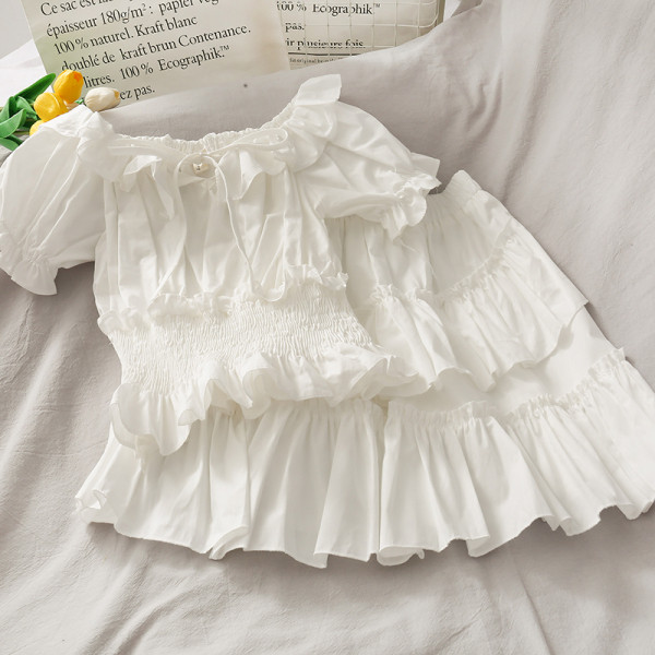 Ikdienas sieviešu komplekts ar svārkiem ar augstu jostasvietu un blūzi ar īsām piedurknēm