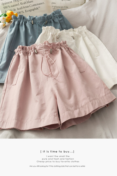 Sieviešu šorti ar elastīgu jostasvietu