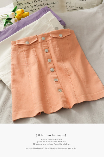 Moderni sieviešu īsi svārki ar augstu vidukli un pogām