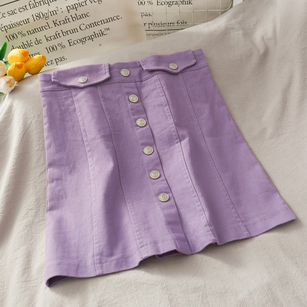 Moderni sieviešu īsi svārki ar augstu vidukli un pogām