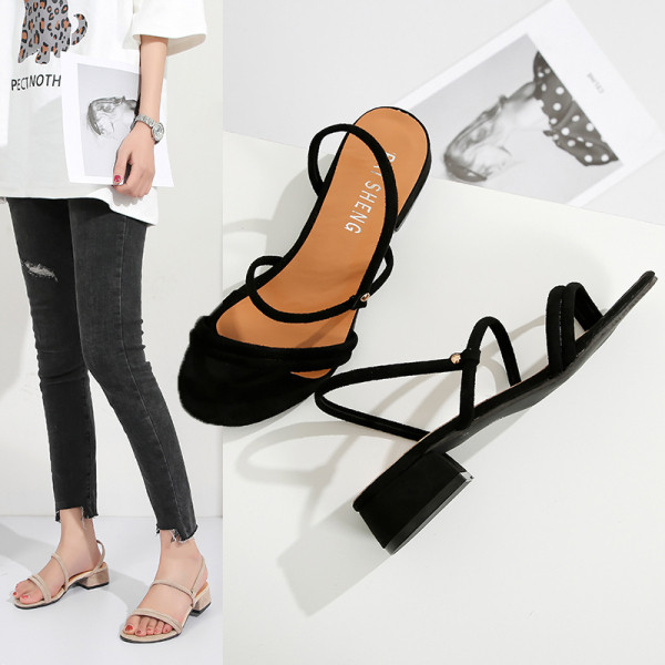 Jauns sieviešu sandaļu modelis no eko zamšādas ar biezu papēdi