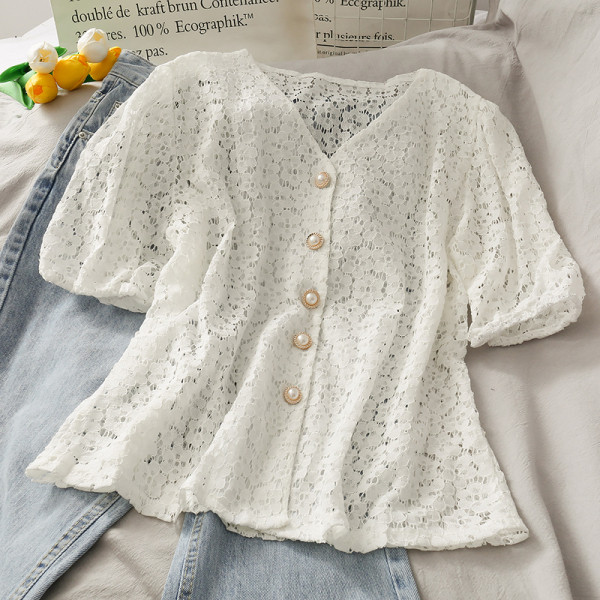 Cămașă de damă din dantelă cu mâneci 3/4 și nasturi sidefați