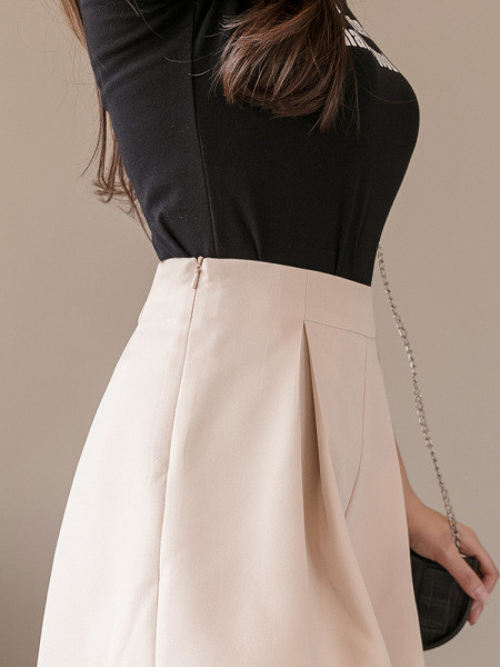 Női A-vonalú rövidnadrág, magas derékkal