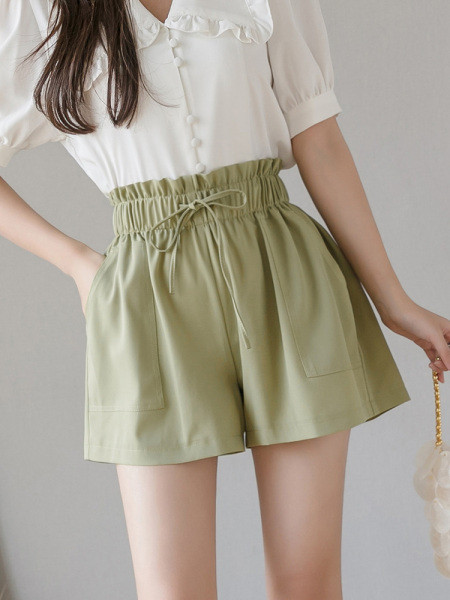 Ikdienas sieviešu šorti ar elastīgu jostasvietu