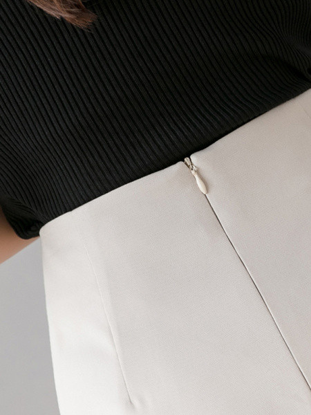 Moodsad küljekinnitusega naiste seelik-püksid