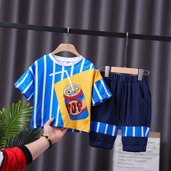 Set zilnic pentru copii din două părți - tricou și pantaloni pentru băieți