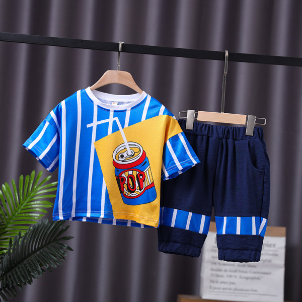 Set zilnic pentru copii din două părți - tricou și pantaloni pentru băieți