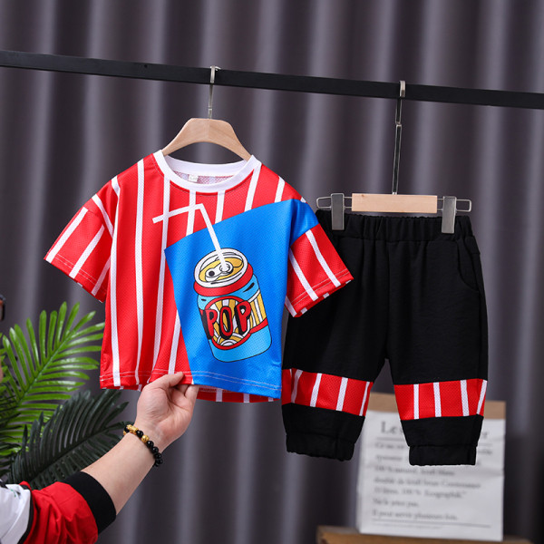 Set zilnic pentru copii din două părți - tricou și pantaloni pentru băieți