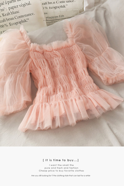 Bluză de damă actuală cu tul