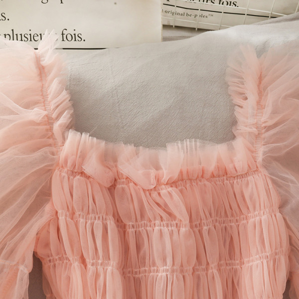 Bluză de damă actuală cu tul