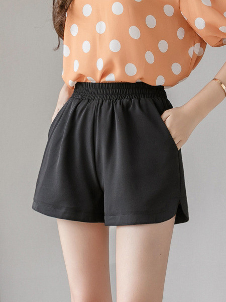 Sportiski ikdienas sieviešu šorti ar elastīgu jostasvietu