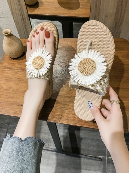 Papuci moderni de dama cu talpa plata si floare