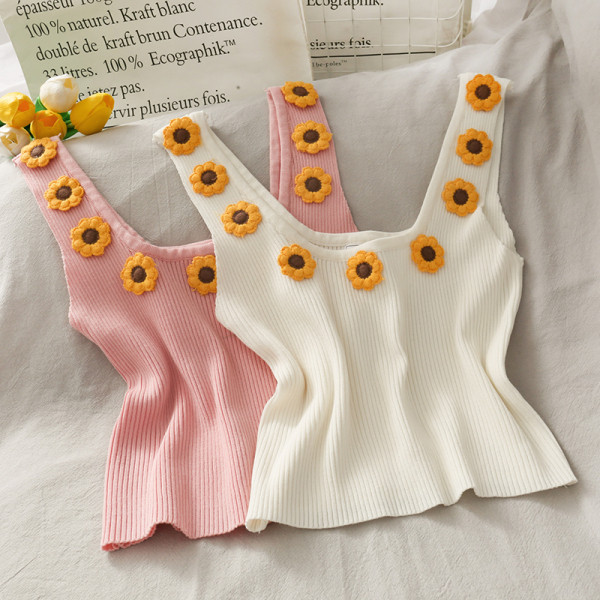 Moodne laiade rihmade ja 3D lilledega naiste topp