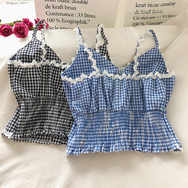 Maieu de damă cu decolteu în V și nasturi