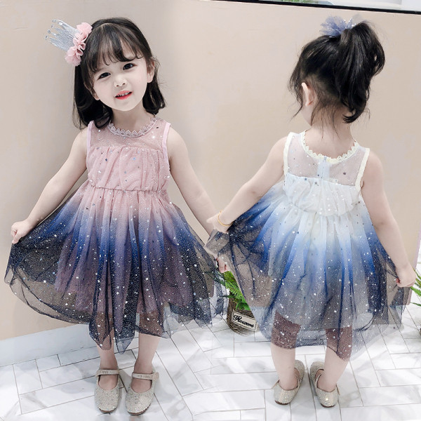 Moderna bērnu kleita ar tilla un apaļu kakla izgriezumu