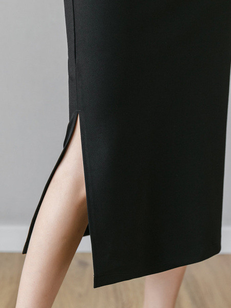 Naiste elastne seelik küljelõhikuga