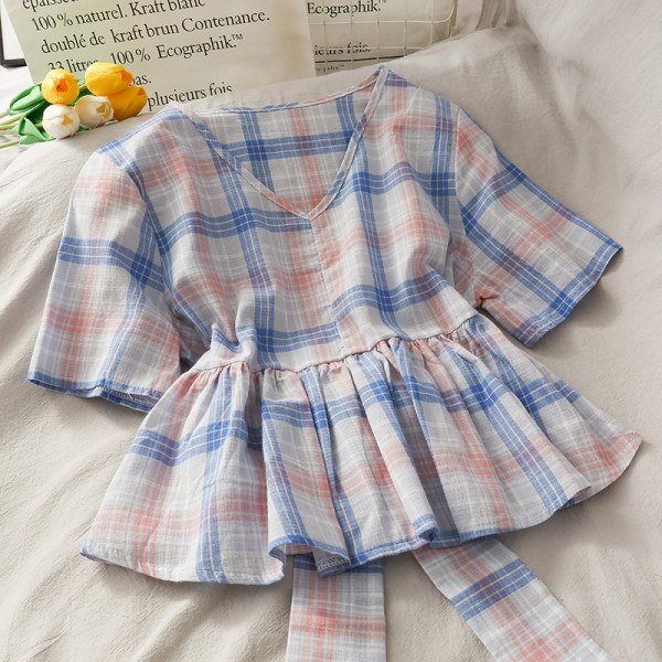 Bluza de dama cu panglica si decolteu spitz