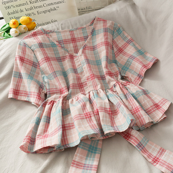 Bluza de dama cu panglica si decolteu spitz