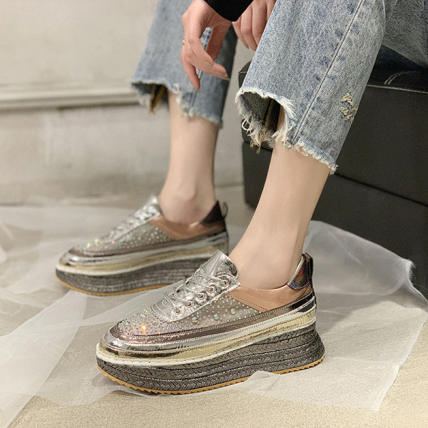 Tenisi de dama actuali cu platforma si pietre