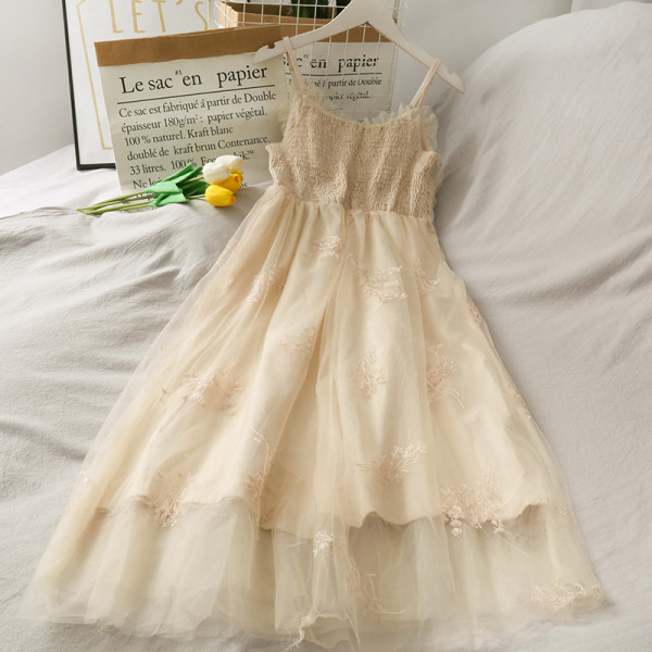 Rochie retro dama cu decolteu in V si broderie