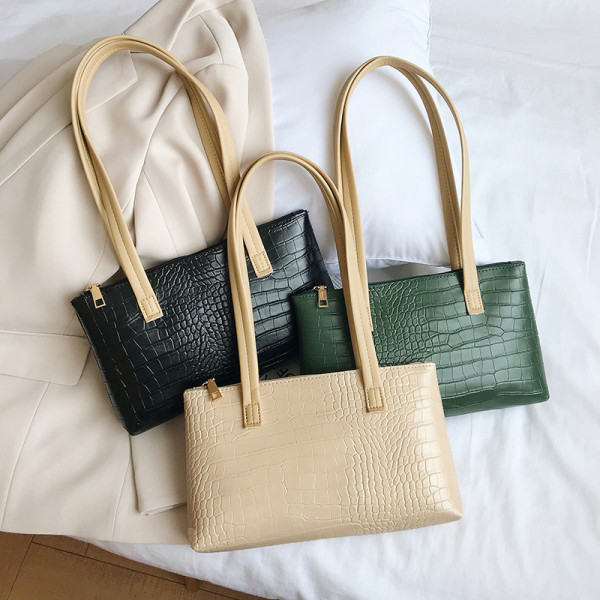 Novi model aktuelne ženske torbe od eko kože