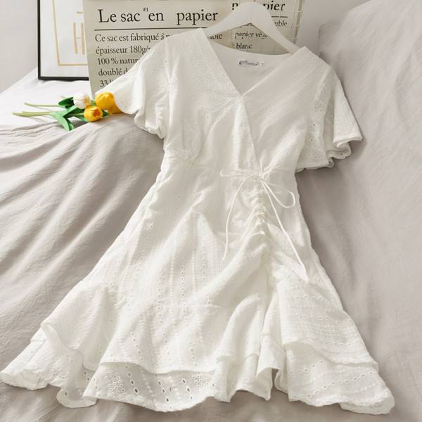 Vabaaja naiste kleit spitsikaelusega